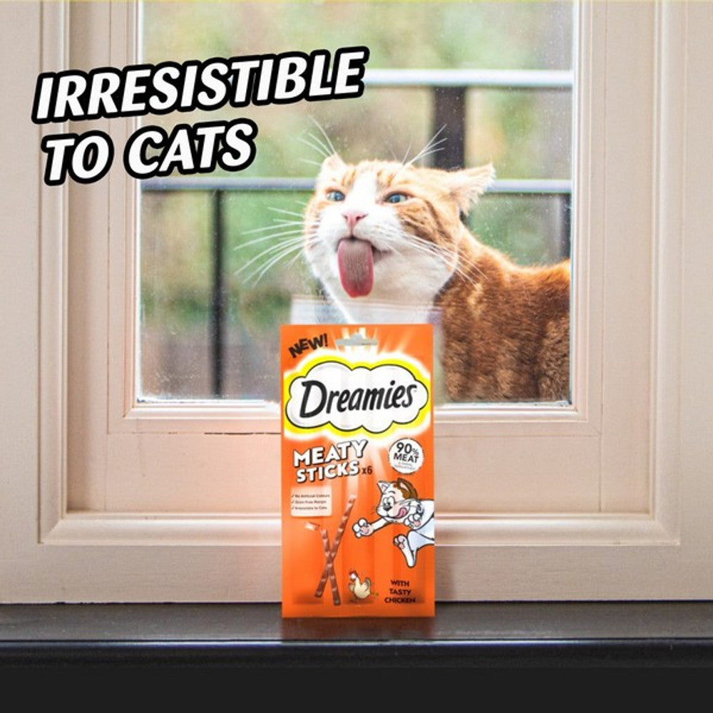 Dreamies Meaty Sticks with Chicken 30g